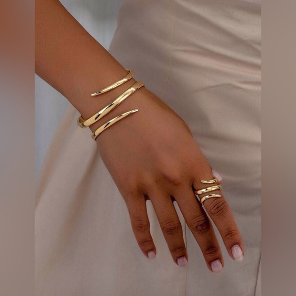 2pc Gold-Toned Geometric Line Minimalist Cuff Bracelet & Ring Set - Picture 1 of 7